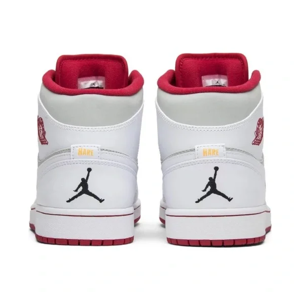 Nike Air Jordon 1 Mid ‘Hare’ 2015 Sneaker